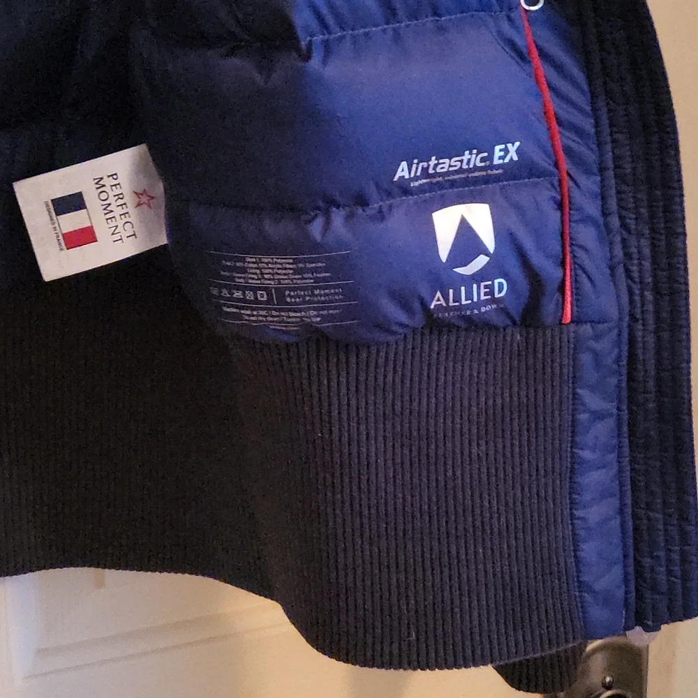 Perfect Moment Glacier Bombet Jacket NWT size S - Picture 9 of 10